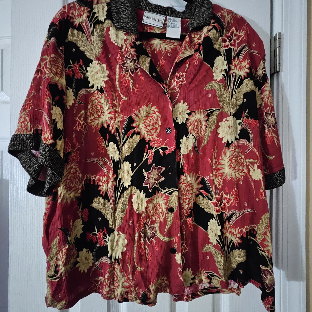 Napa Valley Button Down Floral Shirt - Black and Rust - Women - Size 1X